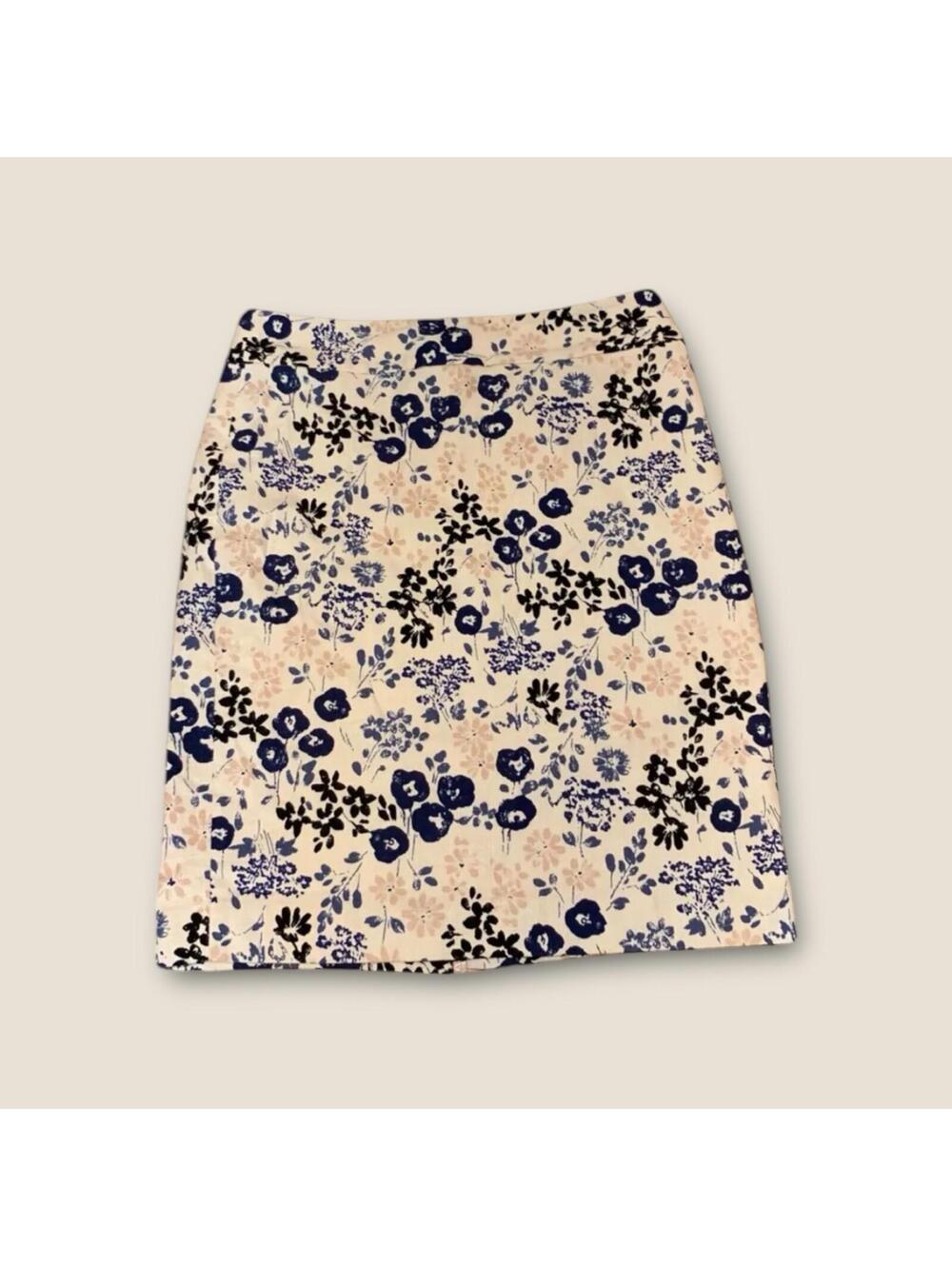 ANN TAYLOR Women's Classic Floral Straight & Pencil Skirt Size 4 Lined Blue